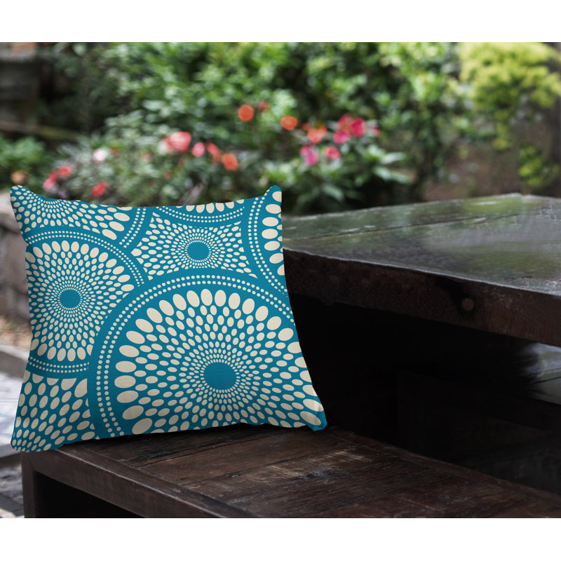 Coussin intérieur / extérieur Penn Tribal Abstract, L 19 po x H 19 po, Turquoise