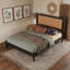Lit plateforme en bois avec lattes et tête de lit-1191252997-1191252998