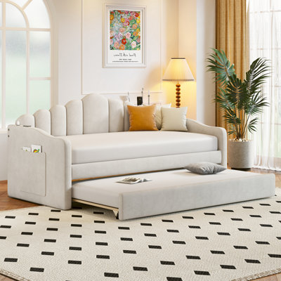 Twin size Upholstered Daybed with Trundle