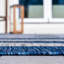 Tapis d'extérieur scintillant couleur azur-245492818