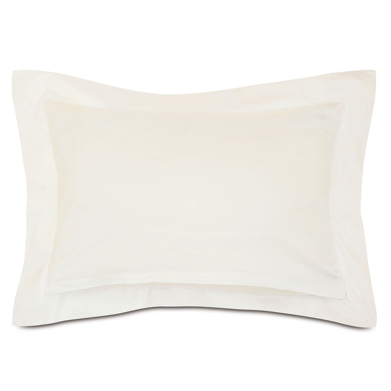 Roma Sham, Queen, Ivory