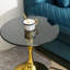 Table basse de salon avec table basse et table d'appoint-113046349
