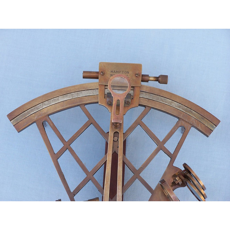 Sculpture telescope Admiral's, Laiton antique
