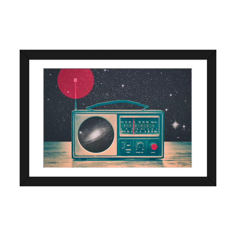 «Space Radio», reproduction d'impression sur toile tendue, H 16 po x l 24 po x P 1 po, Papier d'art encadré noir, Blanc