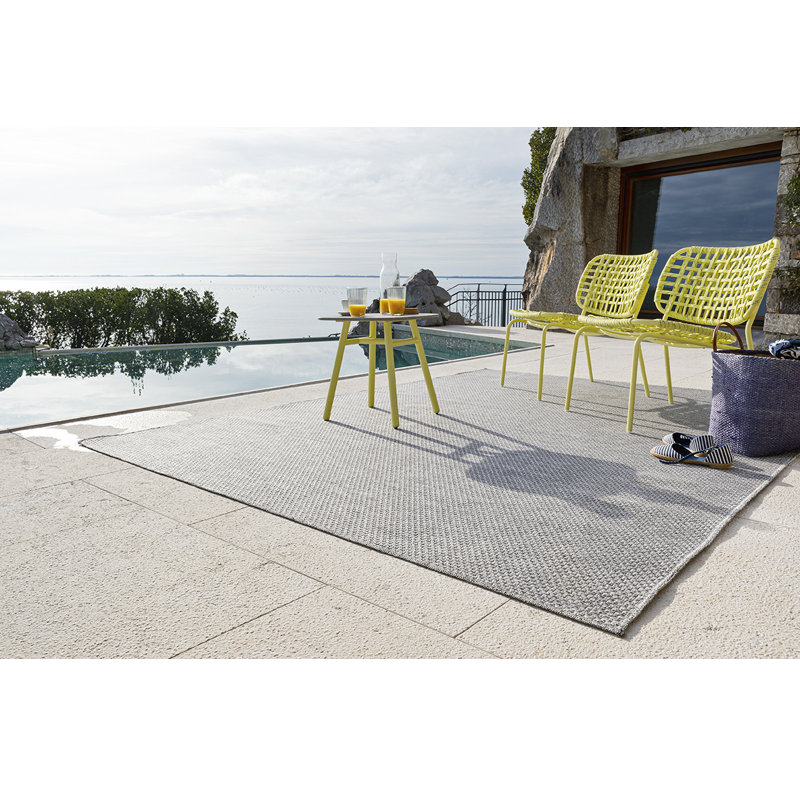 Yo Outdoor Lounge Chair with Woven Seat and Metal Frame, Matt Thyme Green