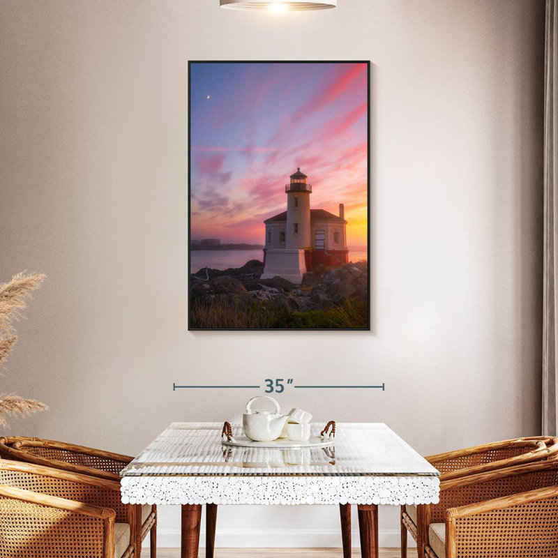 Lune du Phare, 31 po x 46 po, Cadre flottant noir