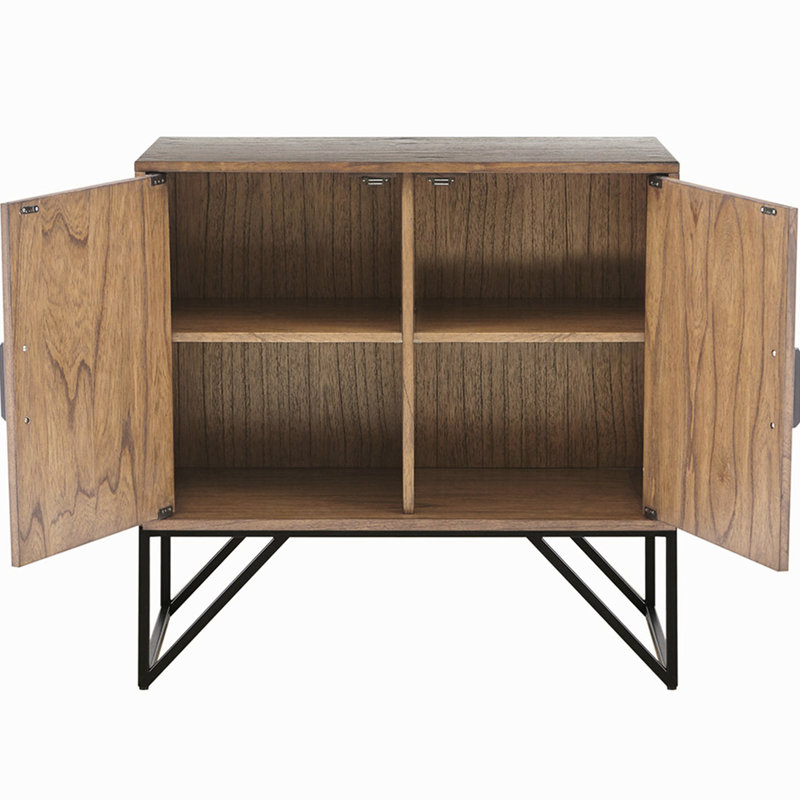 Superbe armoire décorative: encre noyer naturel et éléments métalliques + commode ivoire: noyer, pieds tubulaires carrés, assemblage requis
