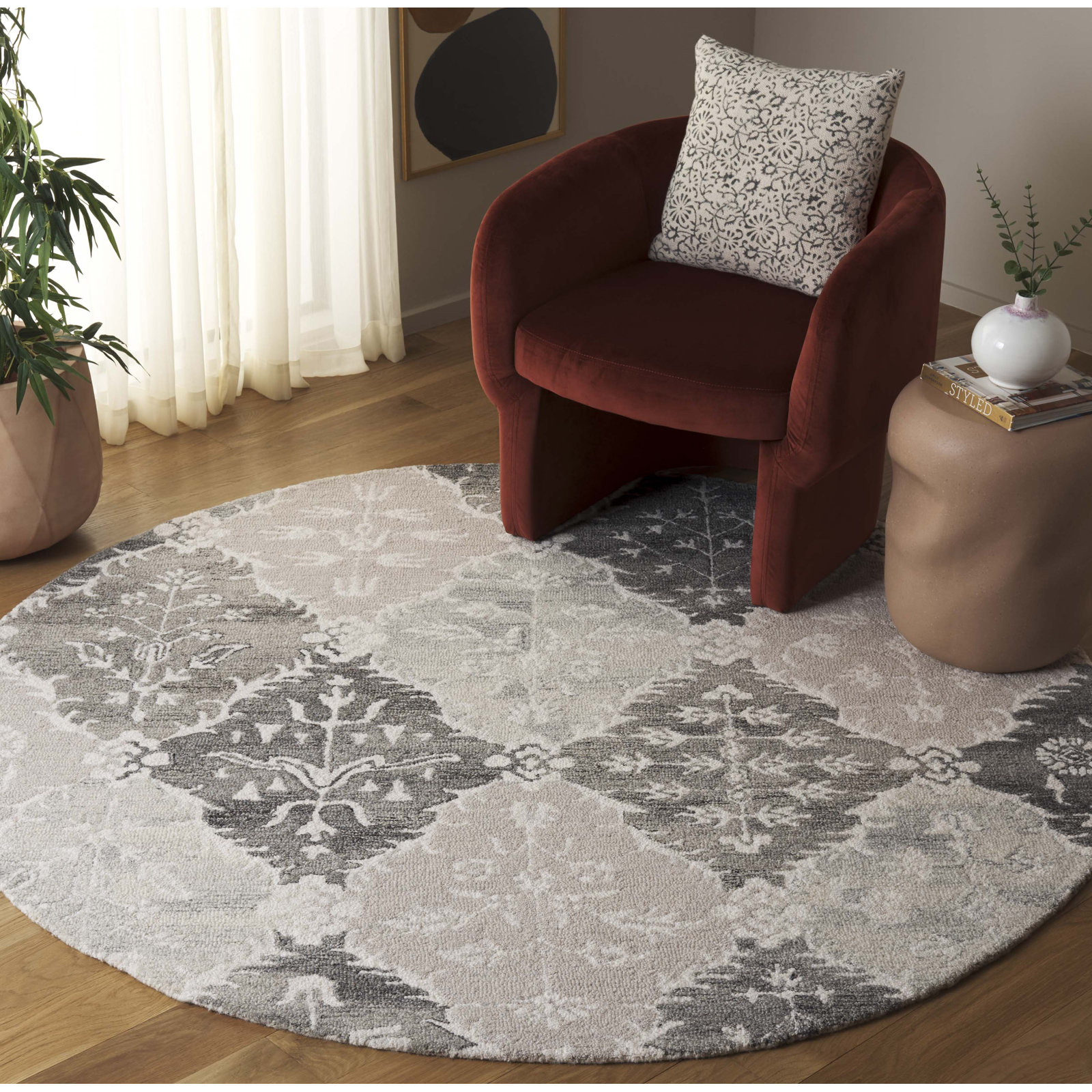 Garvin Hand-Tufted Wool Floral Rug, Round 6'