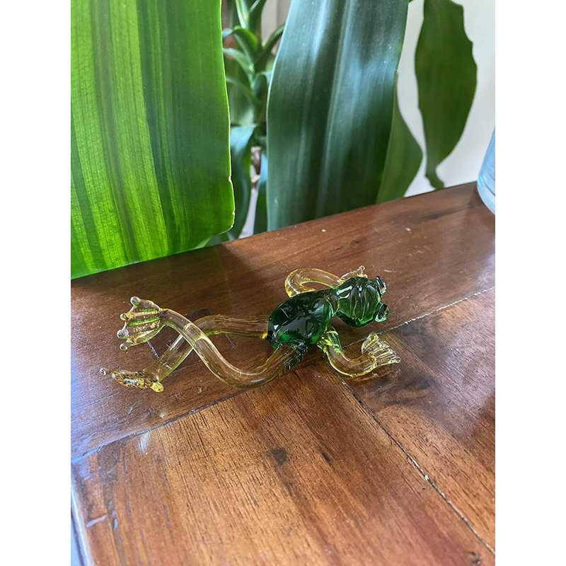 Castellano Frogs Statue
