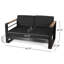Chaise d'extérieur avec siège et accoudoirs ornés d'éléments décoratifs en verre noir, coussins moelleux.