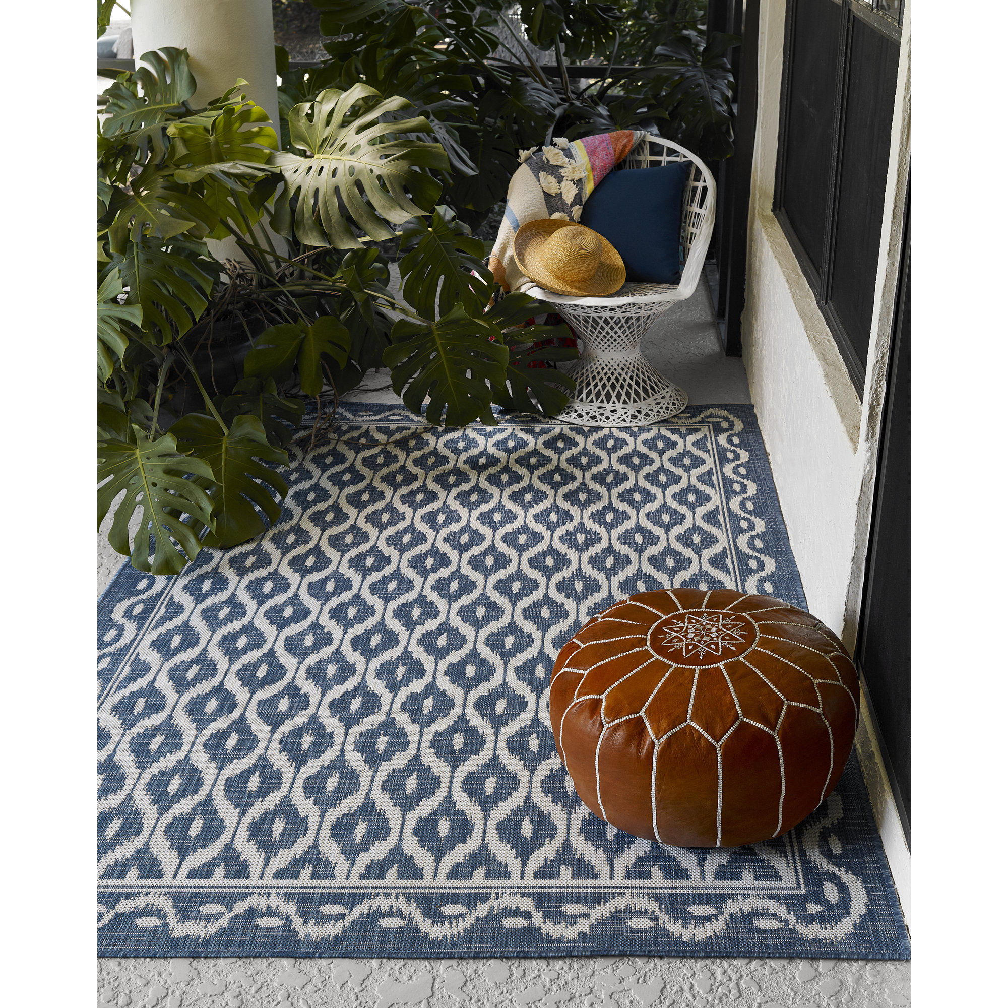 Susanna Blue/Beige Indoor/Outdoor Rug, Rectangle 8' x 10'