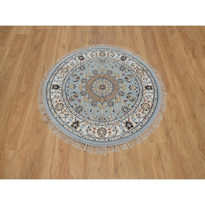 Tapis oriental rond 3 pi 3 po x 3 pi 3 po bleu clair en laine et soie noué à la main avec motif de médaillon Nain, 250 KPSI