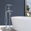 Robinet de baignoire à fixation au sol à triple poignée avec douchette-50703376
