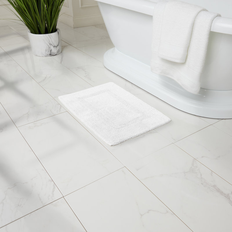 Tapis pour salle de bain Edilio, Blanc, L 16 po x L 24 po
