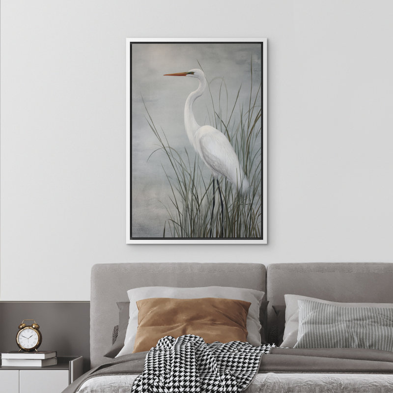 «White Egret in Tall Reeds» par Water, reproduction d'art sur toile encadrée dans la chambre principale, Blanc