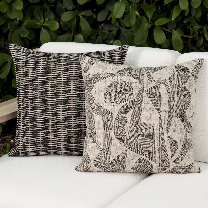 Ebony Coordinated Set of 2 Indoor & Outdoor Throw Pillows, 2