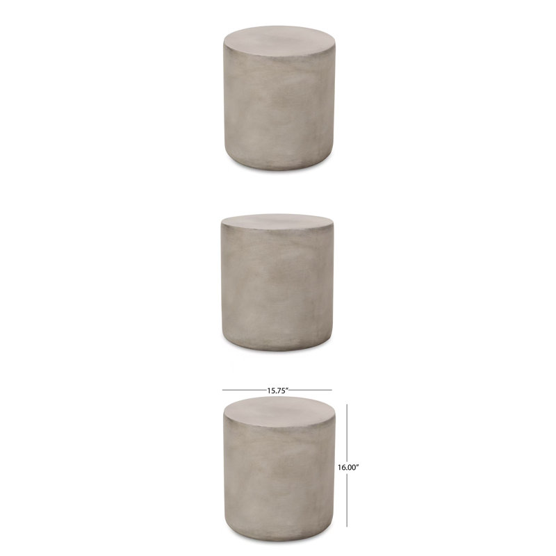 Table d'appoint d'extérieur en béton léger gris clair