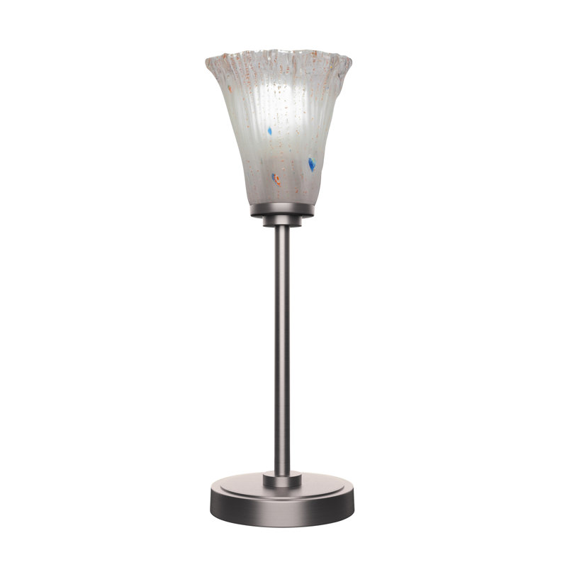 Lampe d'appoint Lannah présentée en finition graphite avec verre en cristal cannelé de 5,5 po, Sarcelle