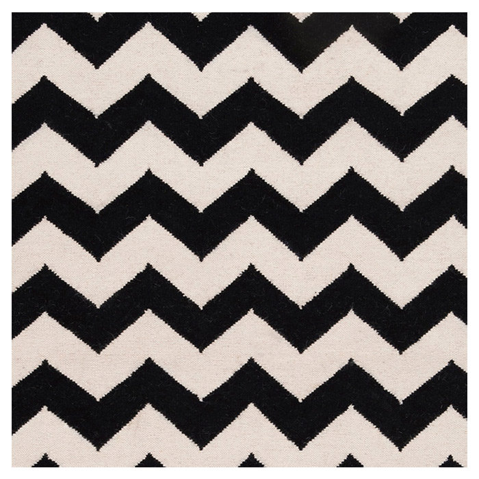 Chevron Indoor Rug, Runner 2'6" x 8'