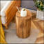La table cylindrique avec sa conception à motifs peut être facilement intégrée dans une variété de styles d'intérieur, des tables basses aux petites tables de salle à manger, en passant par les établi ou les bureaux d'écriture de fortune.