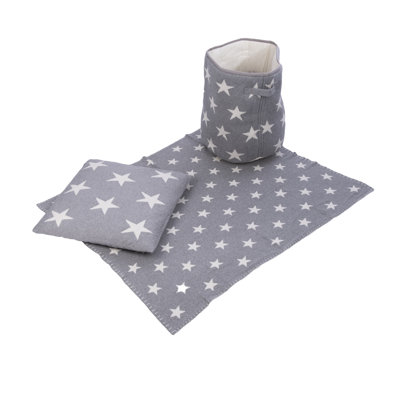 Abd-Alkudos Throw Blanket