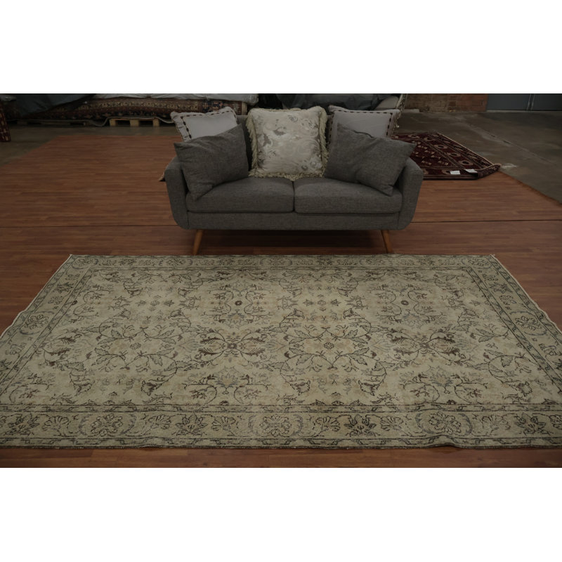Tapis turc classique vieilli 6 x 9