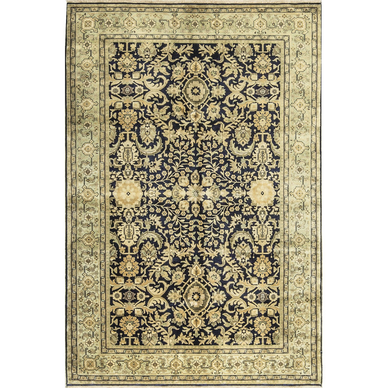 Avalon Oriental Area Rug in Beige/Navy