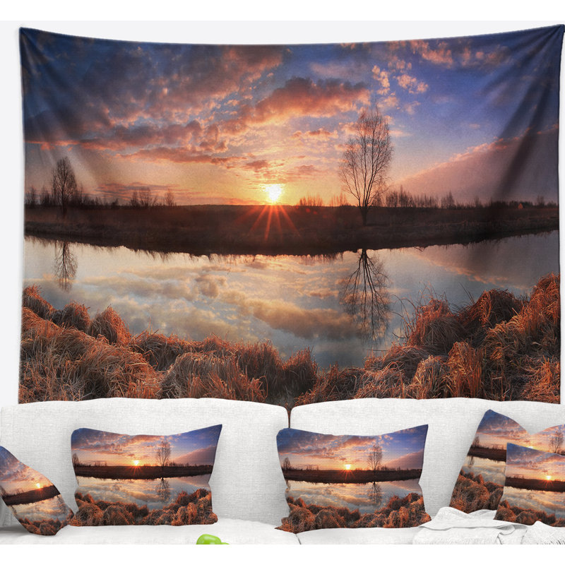 Tapisserie Schafer Sunrise Above Spring River, H 50 po x l 60 po