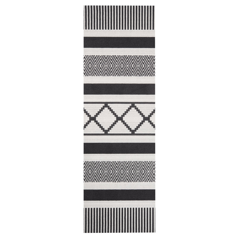 Urban Black/White Rug
