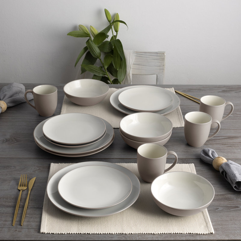 White and Sand Ceramic 16-Piece Dinnerware Set, Service for 4