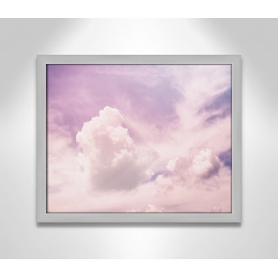 «Lavender Sky» par Rodion Kutsalev - Art encadré à fond blanc