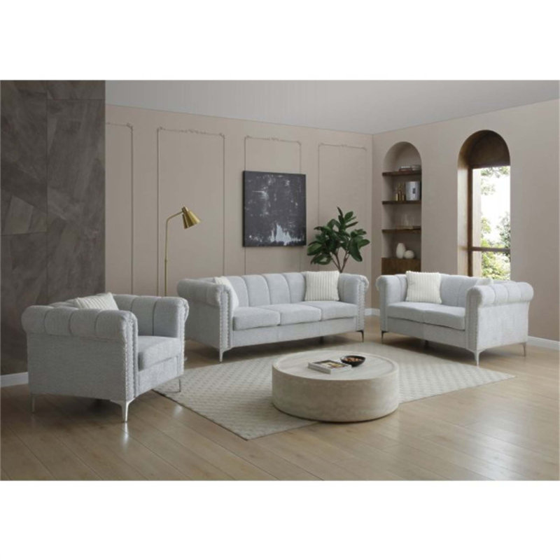 Canapé Sammy -S avec accoudoirs roulés, tissu chenille doux et pieds en acier chromé poli pour un confort et un style modernes