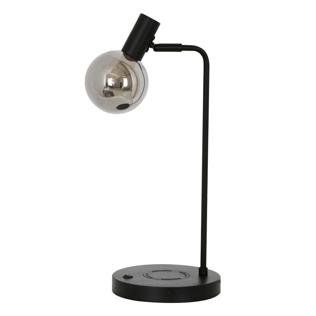 Schwarze Tischlampe Adoniyah mit USB-Anschluss