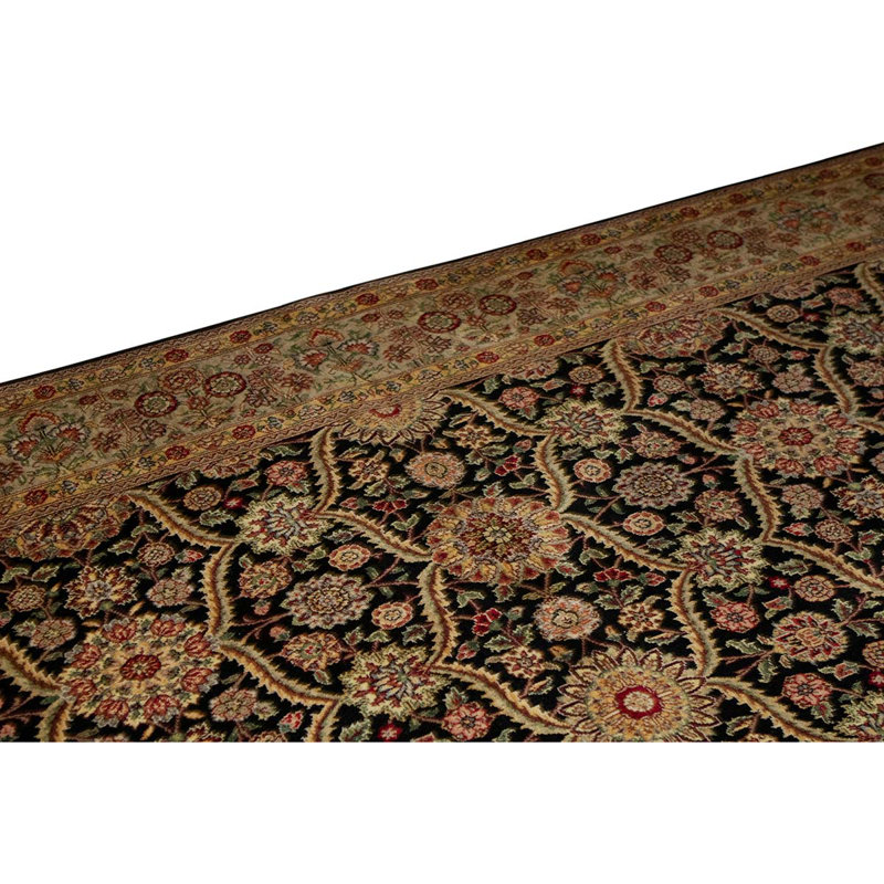 Hand Woven Wool Oriental Area Rug