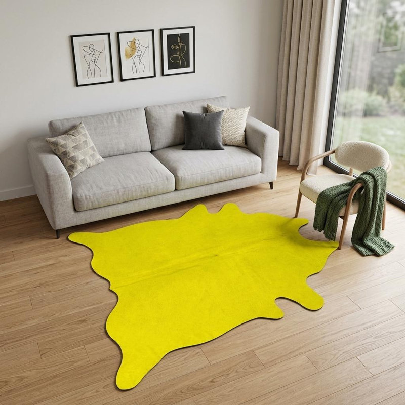 Tapis en peau de vache jaune 72 po x 84 po