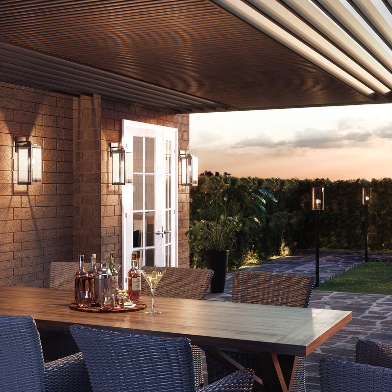 Ainsworth Beveled Lantern Head