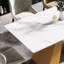 Table de salle à manger moderne 63 po blanche avec panneau en pierre frittée de 12 mm d'épaisseur et pieds en métal doré - 6 places, rayure, capacité de chaleur 6, teinture facile