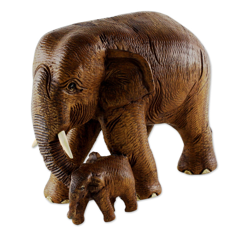 Figurine Love and Care, Brun, Gauche