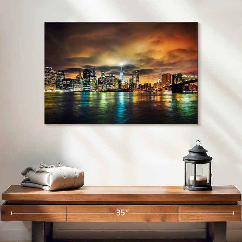 Nicci Manhattan Nightfall, 16" H x 24" W