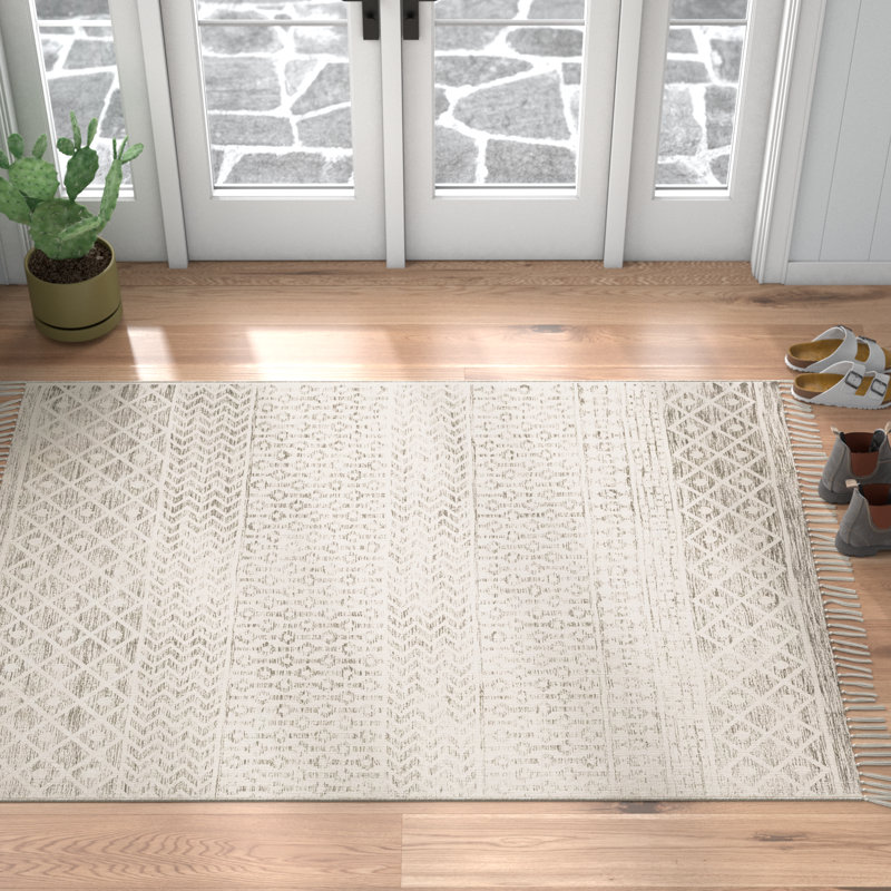 Emmalyn Cotton Southwestern Indoor Rug, Rectangle 6' x 9'