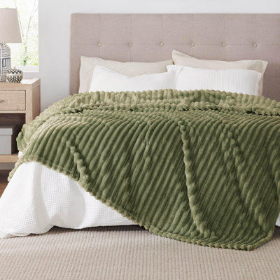 Couverture en flanelle de lit simple TG pour lit pour fille, couverture douce et confortable de 300 g / m² pour dortoir et décoration intérieure, cyprès, cadeau toutes saisons