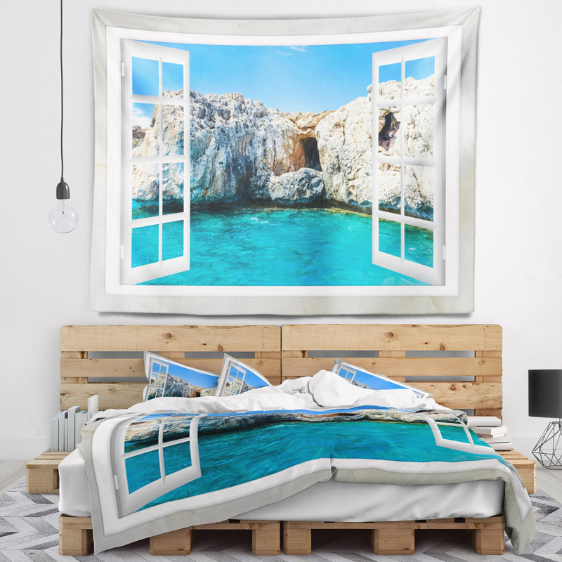 Tapisserie sur la mer ouverte, H 32 po x l 39 po