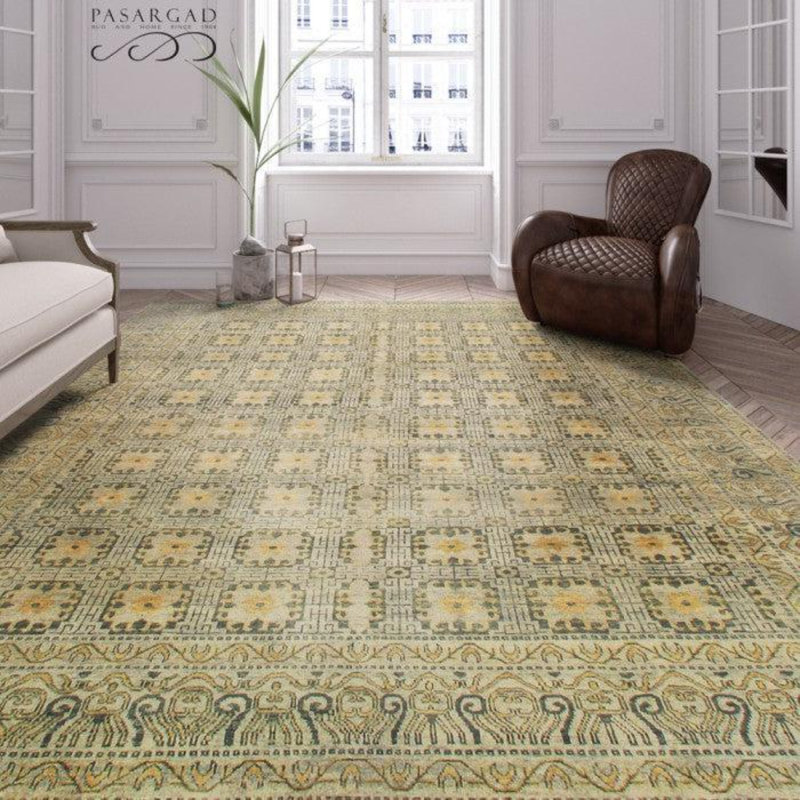 Oriental Area Rug in Gray