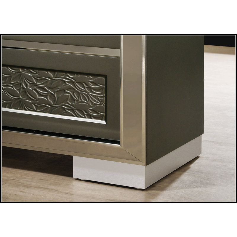 Commode à 5 tiroirs de style contemporain avec tiroirs supérieurs doublés de feutre et finition gris foncé, idéale pour les solutions de rangement modernes.