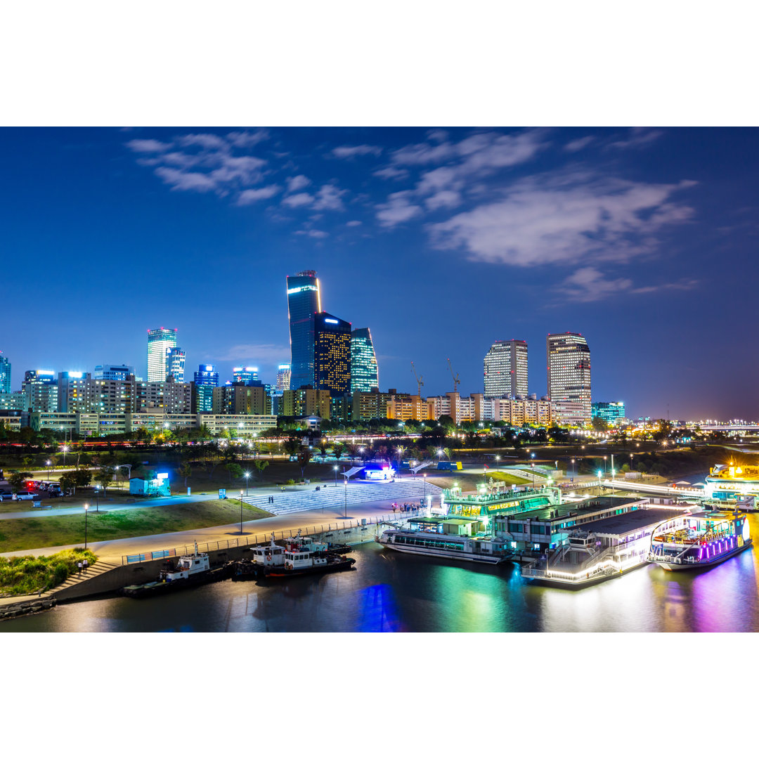 Seoul Cityscape At Night von Leungchopan - Leinwanddrucke