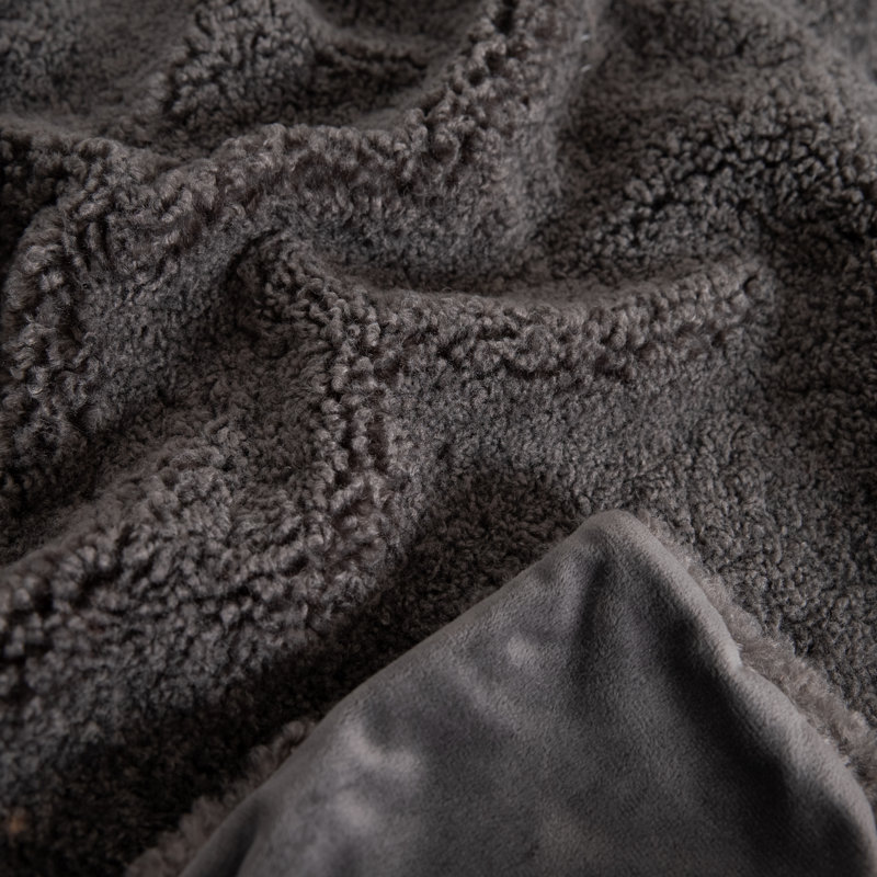 Jeté Teddy, Gris charbon