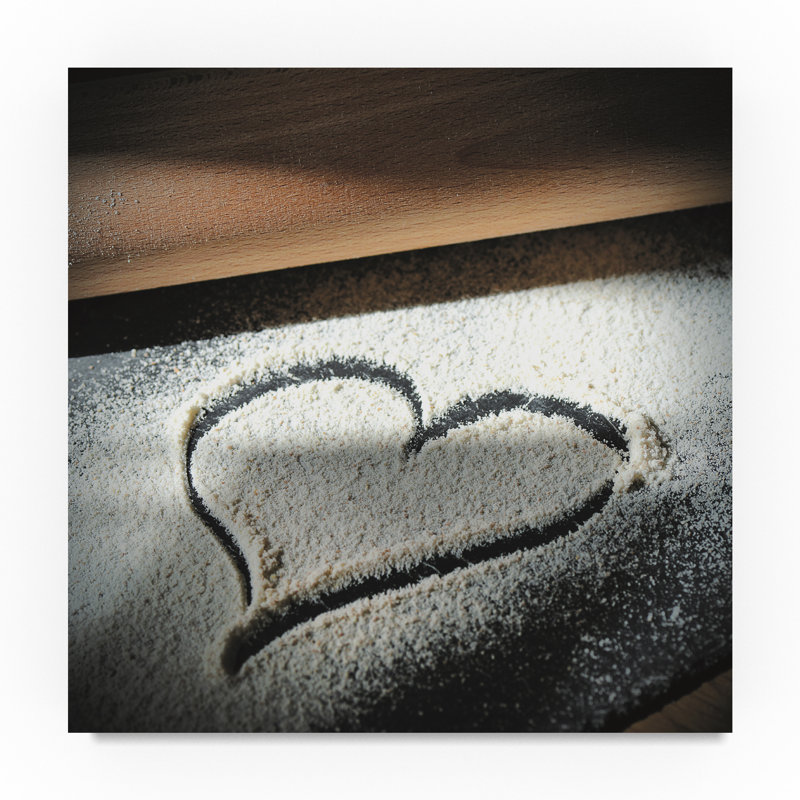 «Of Love in the Kitchen», reproduction de photo sur toile tendue, H 24 po x l 24 po