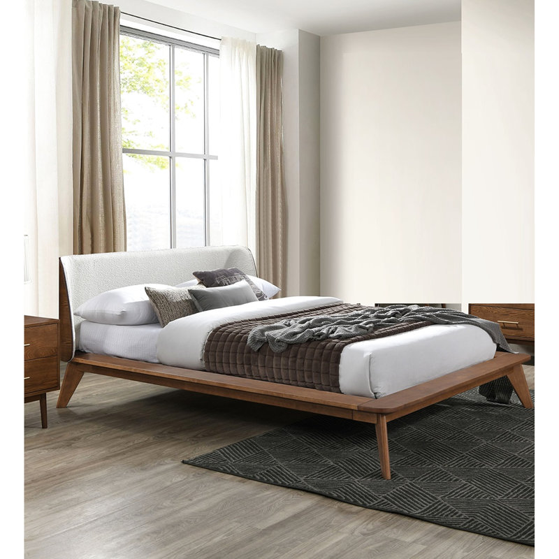 Grand lit en bois de noyer massif, lit plateforme moderne de style Mid-Century avec tête de lit à oreilles en tissu et pieds en angle effilés, couleur de matelas, tête de lit à panneau, style,