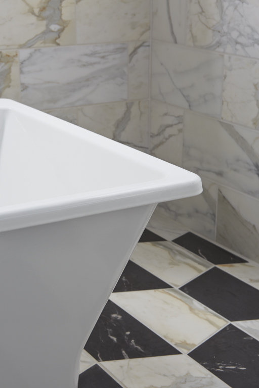 Rêve® 67" x 36" Freestanding Soaking, White