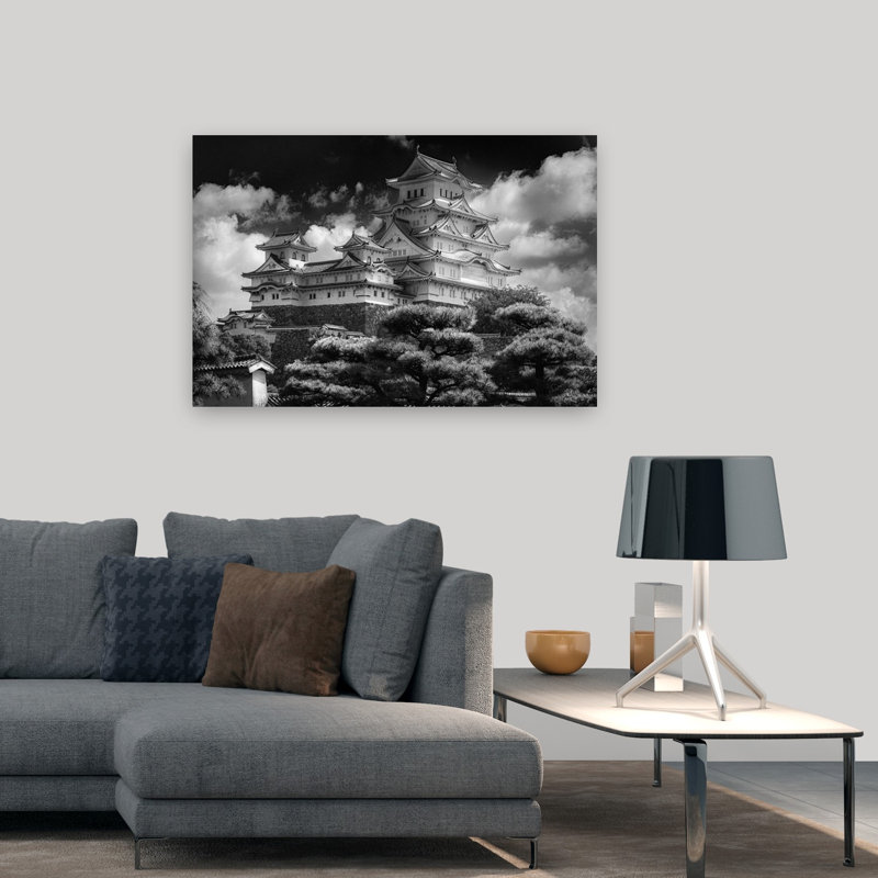 «Majestic Japanese Castle Dramatic Serene Traditional Architecture Landscape», reproduction d'art mural, H 32 po x l 48 po